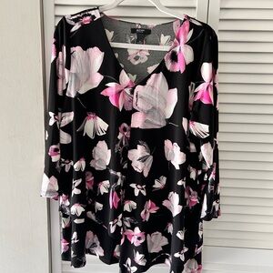 Alfani Black and Pink 3/4 Sleeve Tunic